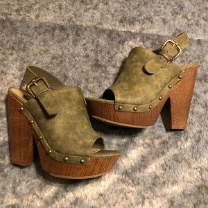 Guess Olive green heals